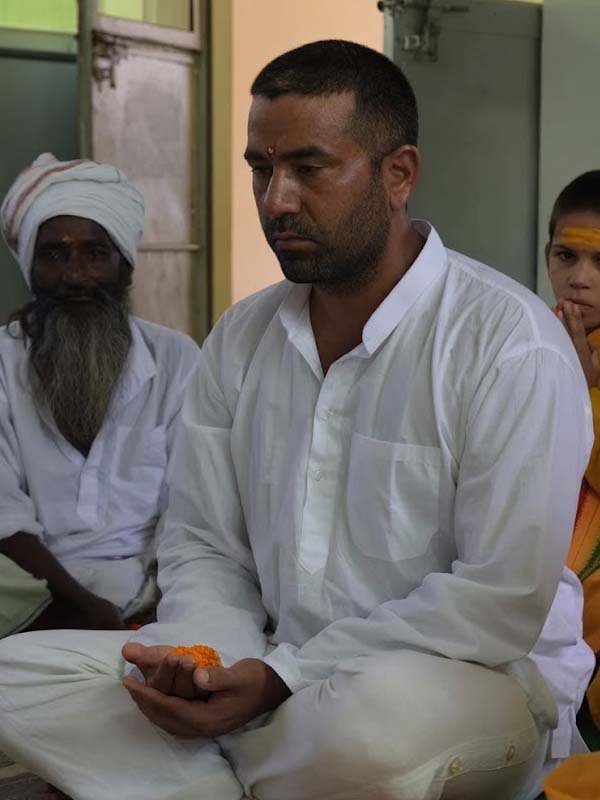 Hatha yoga teacher at Avatar Yoga School Rishikesh