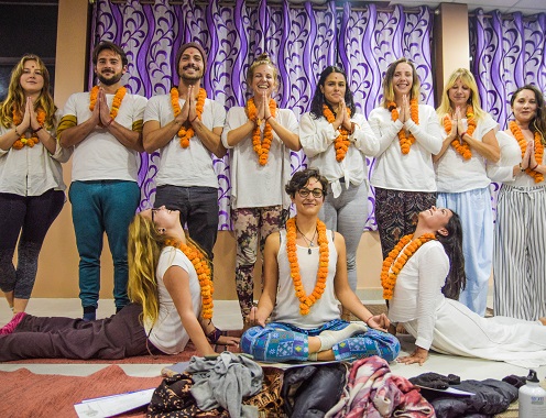 200-hour-yoga-video-rishikesh-india