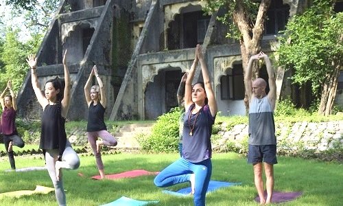 yoga-outdoor-activities